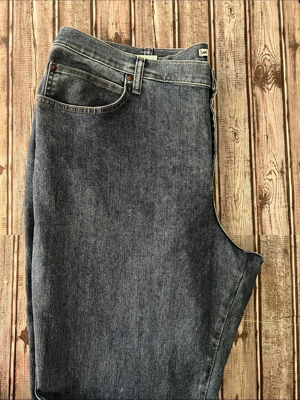 Lee Straight Leg Jeans in Dark Blue Denim - Picture 7 of 8